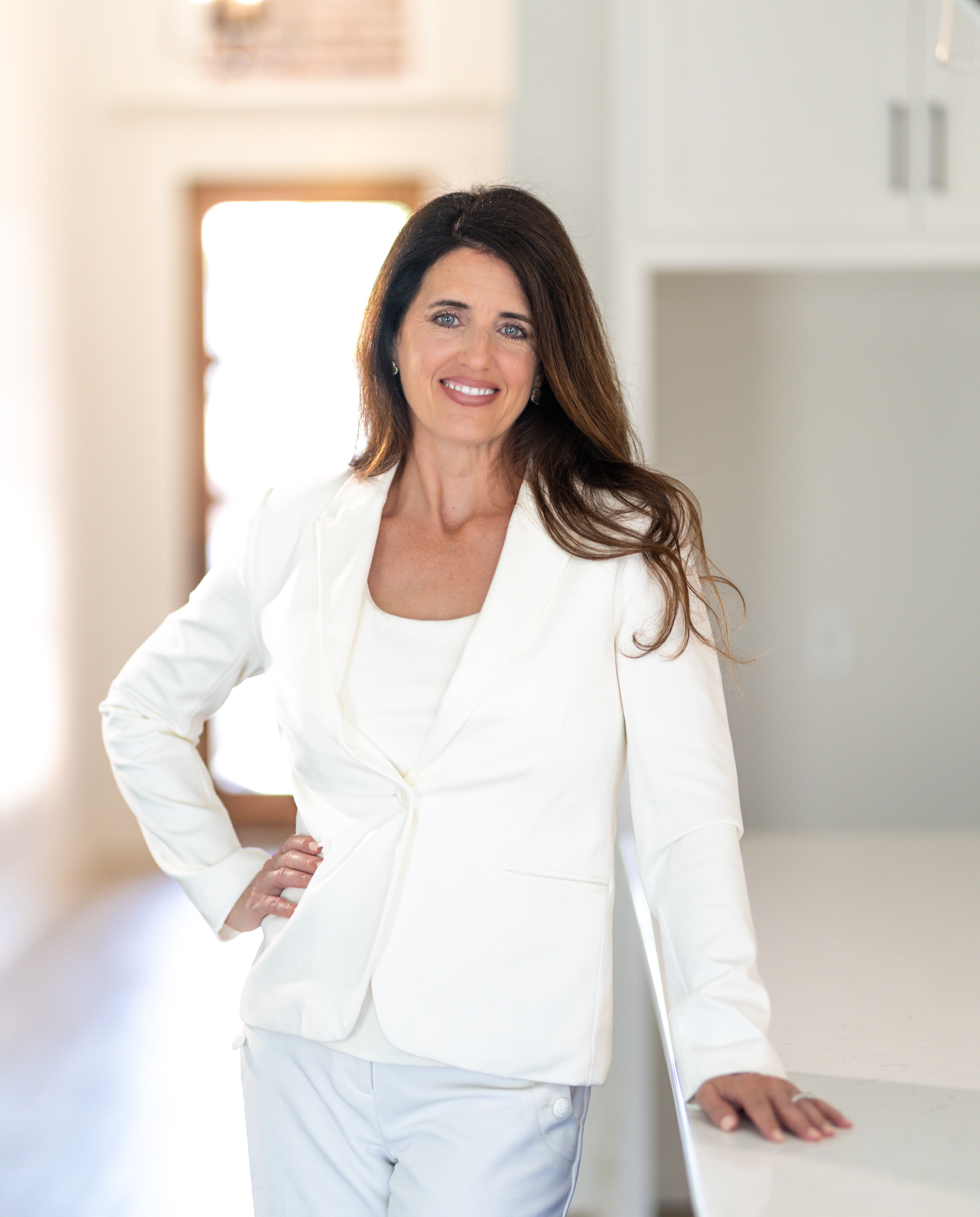 Angie Bass – Your Trusted Real Estate Partner in Northwest Arkansas